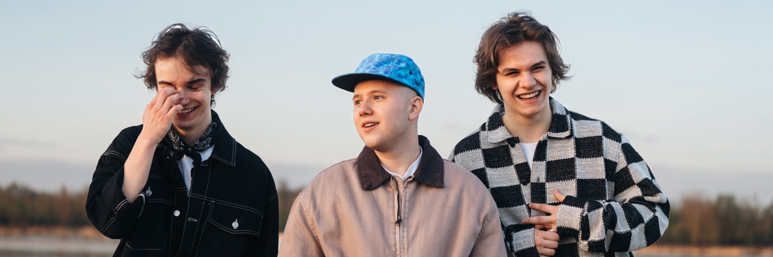 PROJEKT WOW, czyli trio wokalistów pokolenia gen Z, w coverze hitu „Miliony monet”!  Foto: materiały prasowe / Sony Music Polska