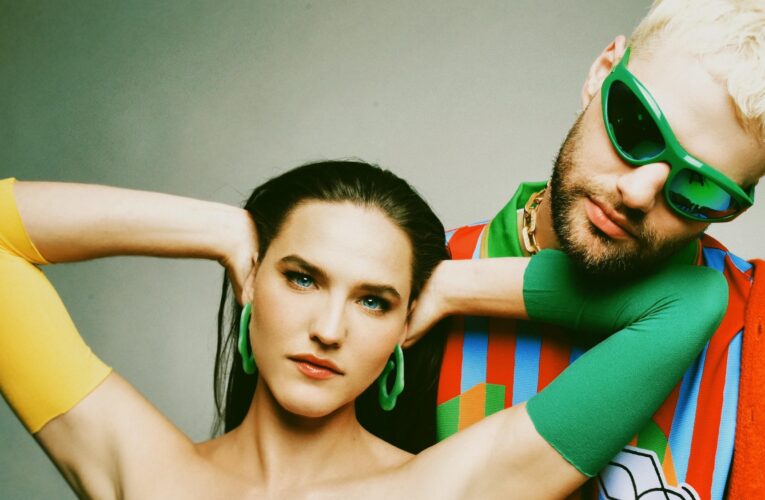 Sofi Tukker podają gorący chleb prosto z pieca  Foto: materiały prasowe / Universal Music Polska