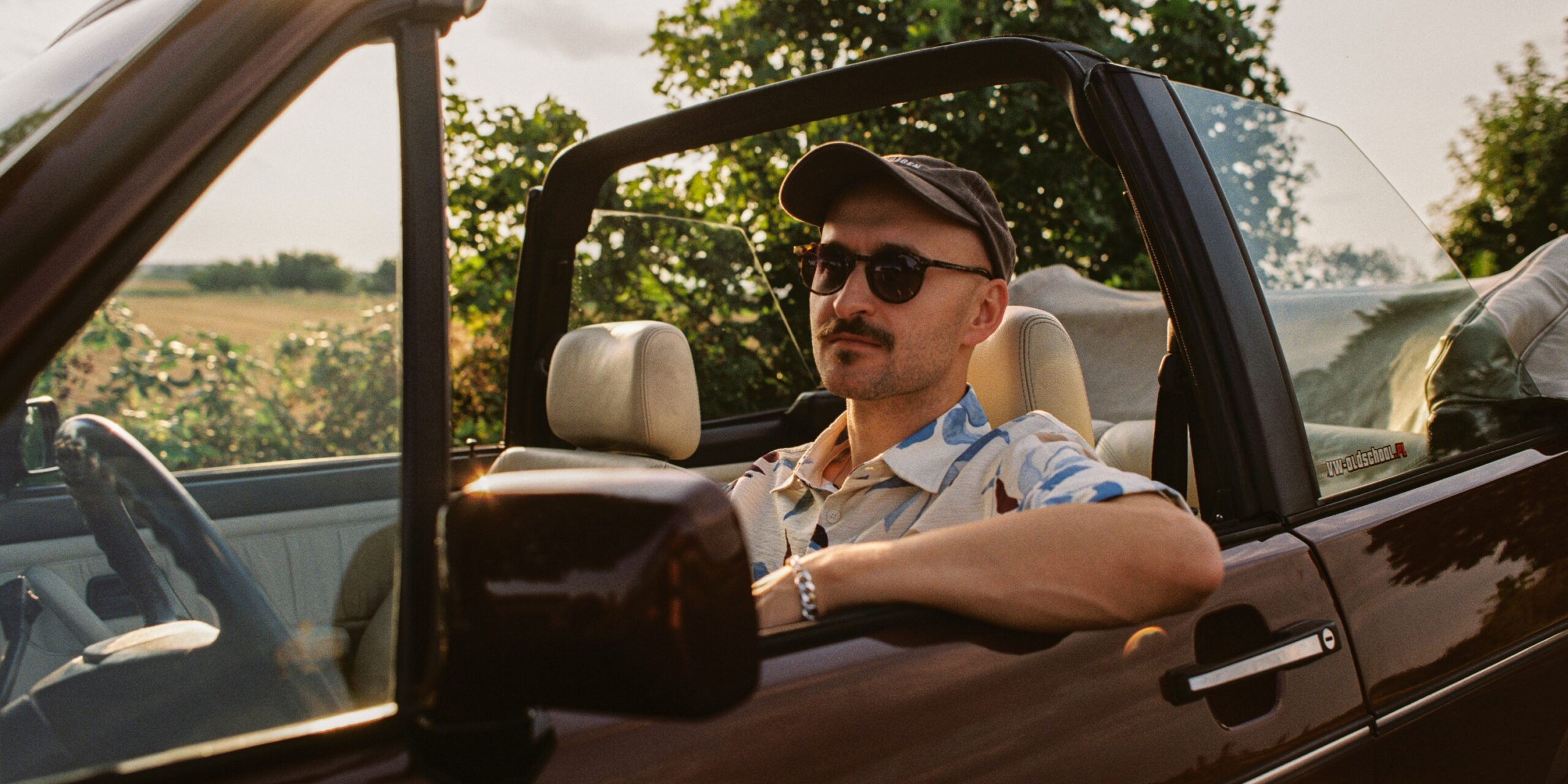 Smak życia według BARANOVSKIEGO. Premierowy singiel „Naturalnie” już dostępny w serwisach streamingowych  Foto: materiały prasowe / Warner Music Polska