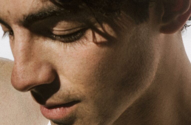 Joe Jonas rozpoczyna nowy rozdział kariery solowej singlem „Heart By Heart”  Foto: materiały prasowe / Universal Music Polska