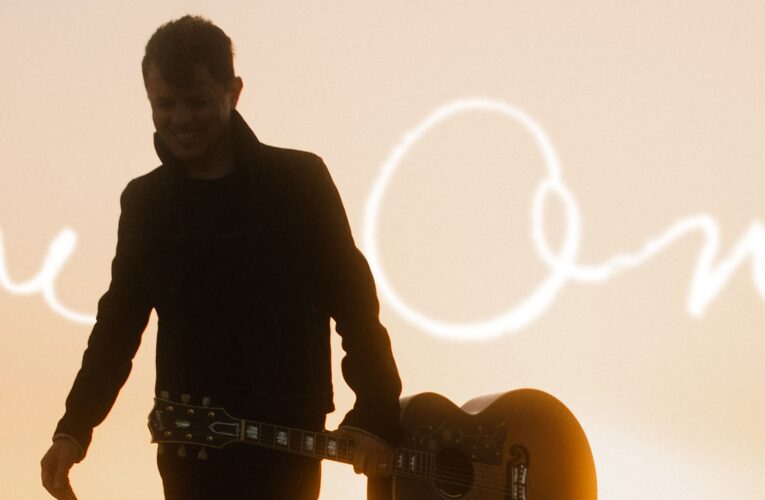 Michael Patrick Kelly prezentuje singiel „The One”  Foto: materiały prasowe / Sony Music Polska