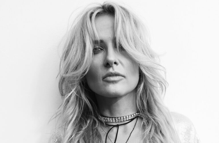 Patrycja Markowska prezentuje utwór "Ślady". Premiera płyty "Obłęd" już 9 maja  Foto: materiały prasowe / Warner Music Polska