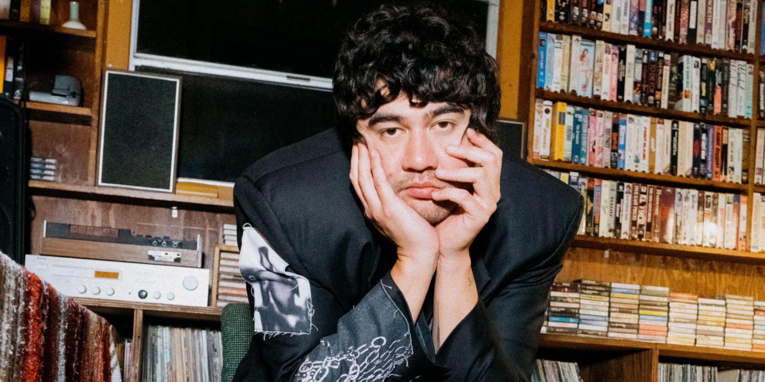 Calum Hood z 5 Seconds Of Summer prezentuje nowy solowy singiel  Foto: materiały prasowe / Universal Music Polska