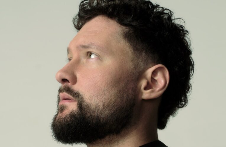 Calum Scott prezentuje miłosną balladę „Die For You”  Foto: materiały prasowe / Universal Music Polska