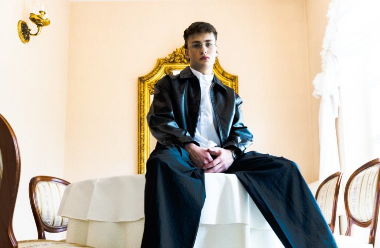 René prezentuje nowy singiel „DWA RAZY WIĘCEJ”  Foto: materiały prasowe / Sony Music Polska