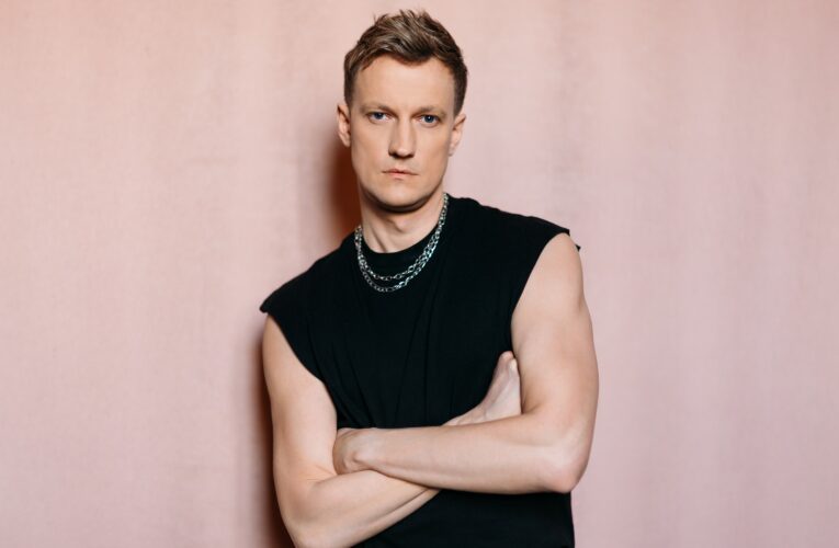 Krys Day prezentuje solowy singiel „Letni romans” – taneczny pop o wakacyjnej przygodzie  Foto: materiały prasowe / Warner Music Polska