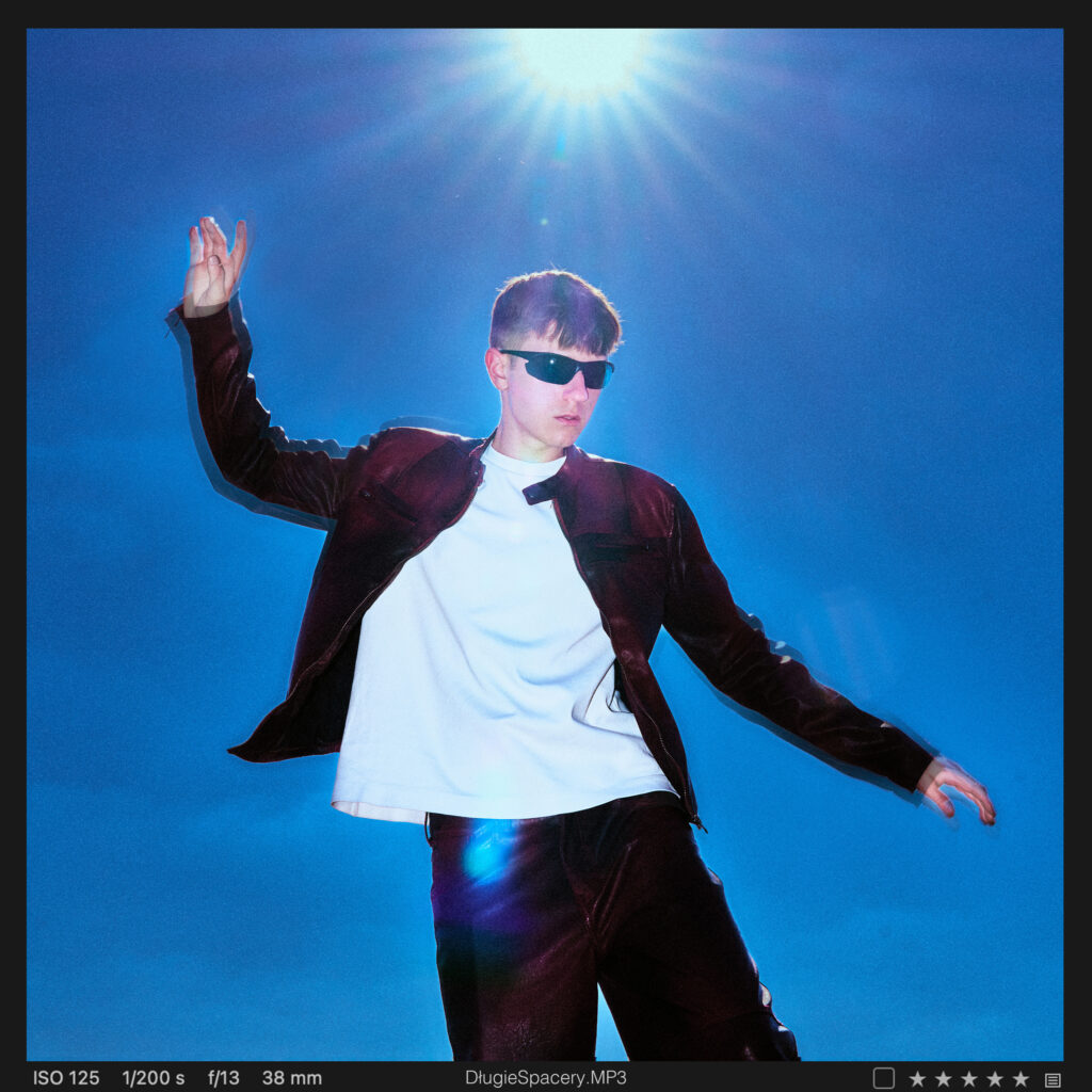 Filip Grodowski debiutuje albumem “Długie Spacery” - Kayax - management i wytwórnia płytowa  Foto: materiały prasowe / Kayax