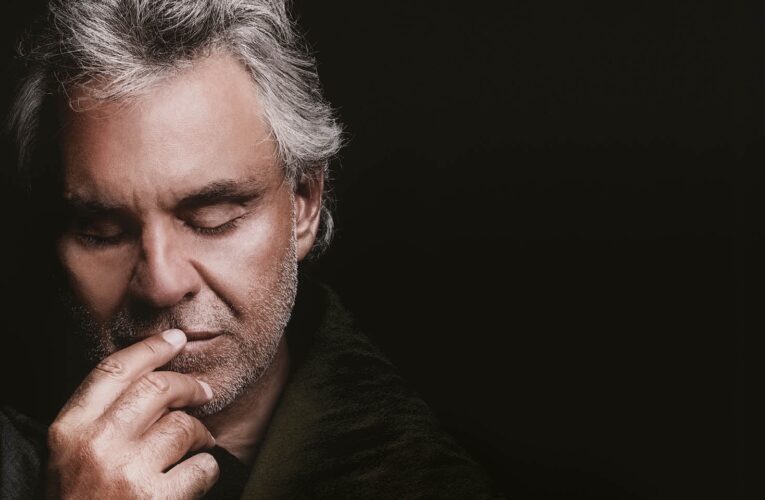Andrea Bocelli występuje w Watykanie i zapowiada nowy singiel  Foto: materiały prasowe / Universal Music Polska