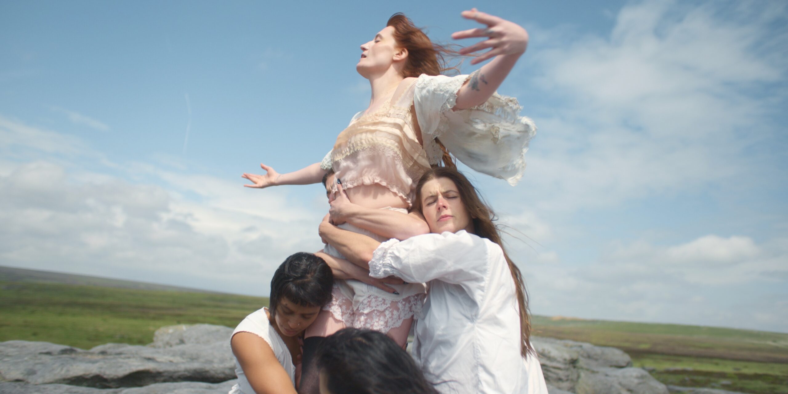 Florence + the Machine z nowym singlem i teledyskiem „Sympathy Magic” Foto: materiały prasowe / Universal Music Polska Florence + the Machine z nowym singlem i teledyskiem „Sympathy Magic”  Foto: materiały prasowe / Universal Music Polska