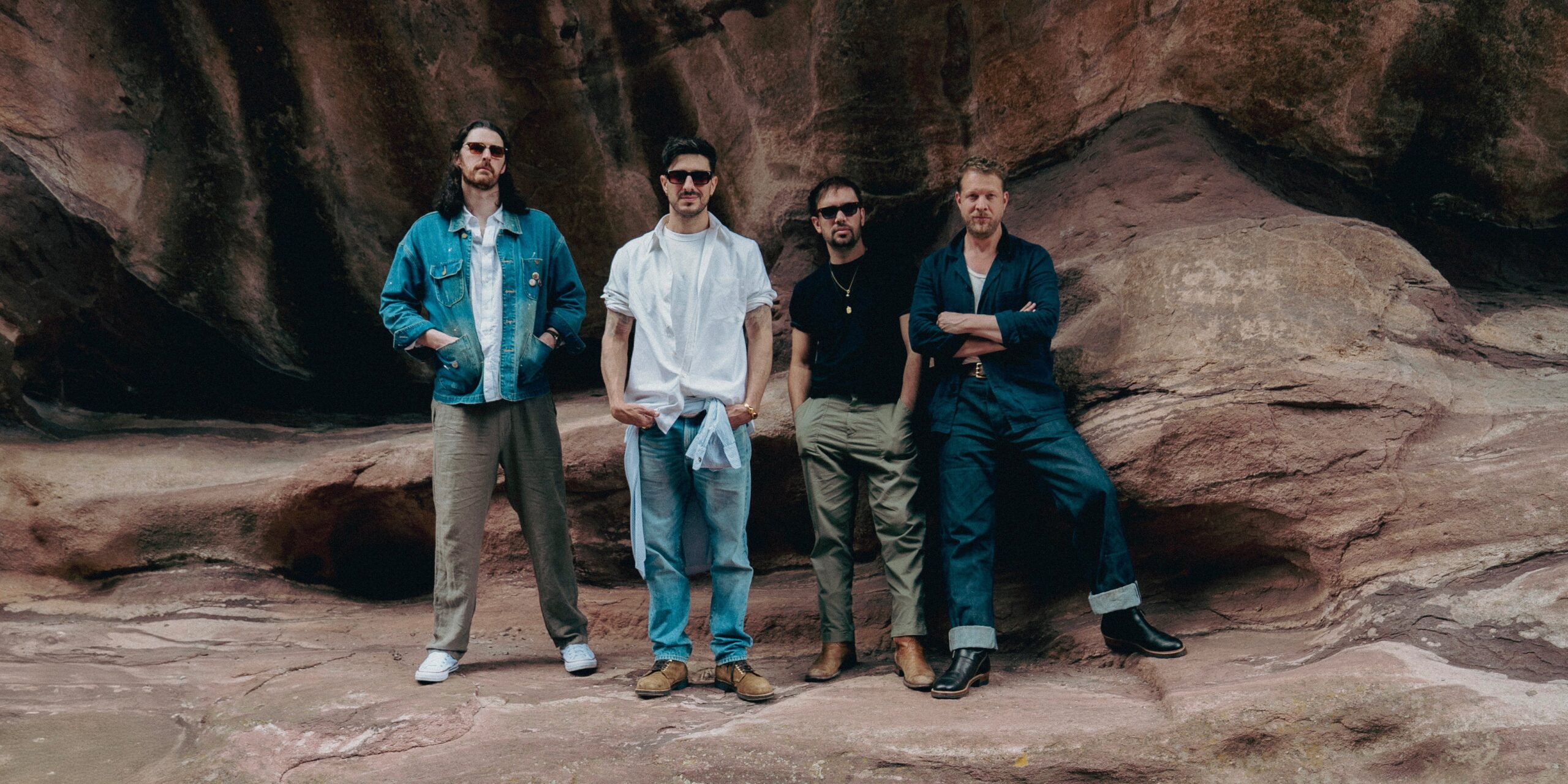 „Rubber Band Man” – Hozier w nowym singlu Mumford & Sons Foto: materiały prasowe / Universal Music Polska „Rubber Band Man” – Hozier w nowym singlu Mumford & Sons  Foto: materiały prasowe / Universal Music Polska