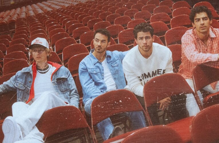 Jonas Brothers nagrali remiks hitu „cliché” mgk  Foto: materiały prasowe / Universal Music Polska