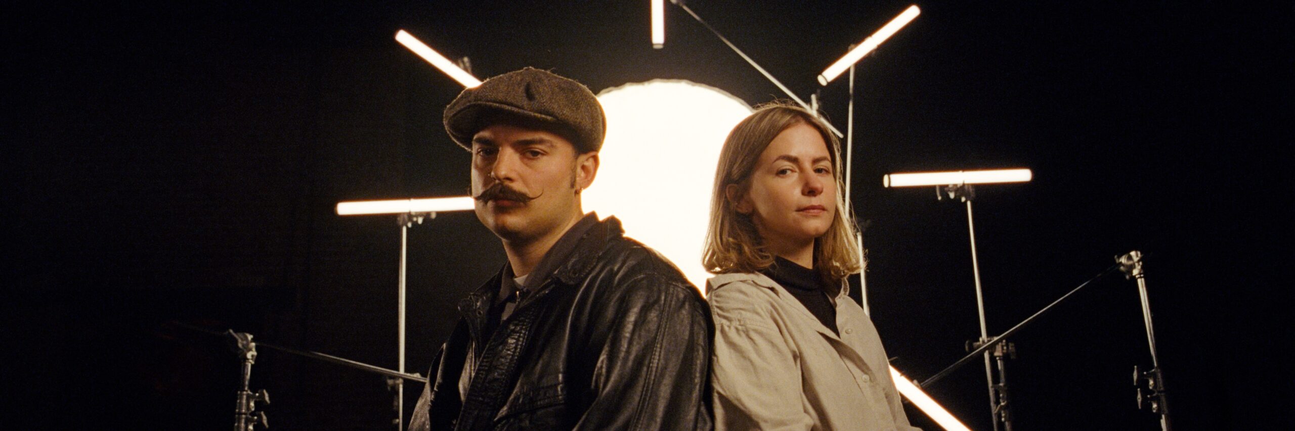 Wiktor Dyduła i Yana Couto w wyjątkowej wersji „Tam słońce, gdzie my”  Foto: materiały prasowe / Universal Music Polska