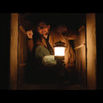 Adam Scott w horrorze „Hokum”. Zobacz zwiastun nowego filmu twórcy „Domu osobliwości” Foto: materiały prasowe / Monolith Films Adam Scott w horrorze „Hokum”. Zobacz zwiastun nowego filmu twórcy „Domu osobliwości” Foto: materiały prasowe / Monolith Films