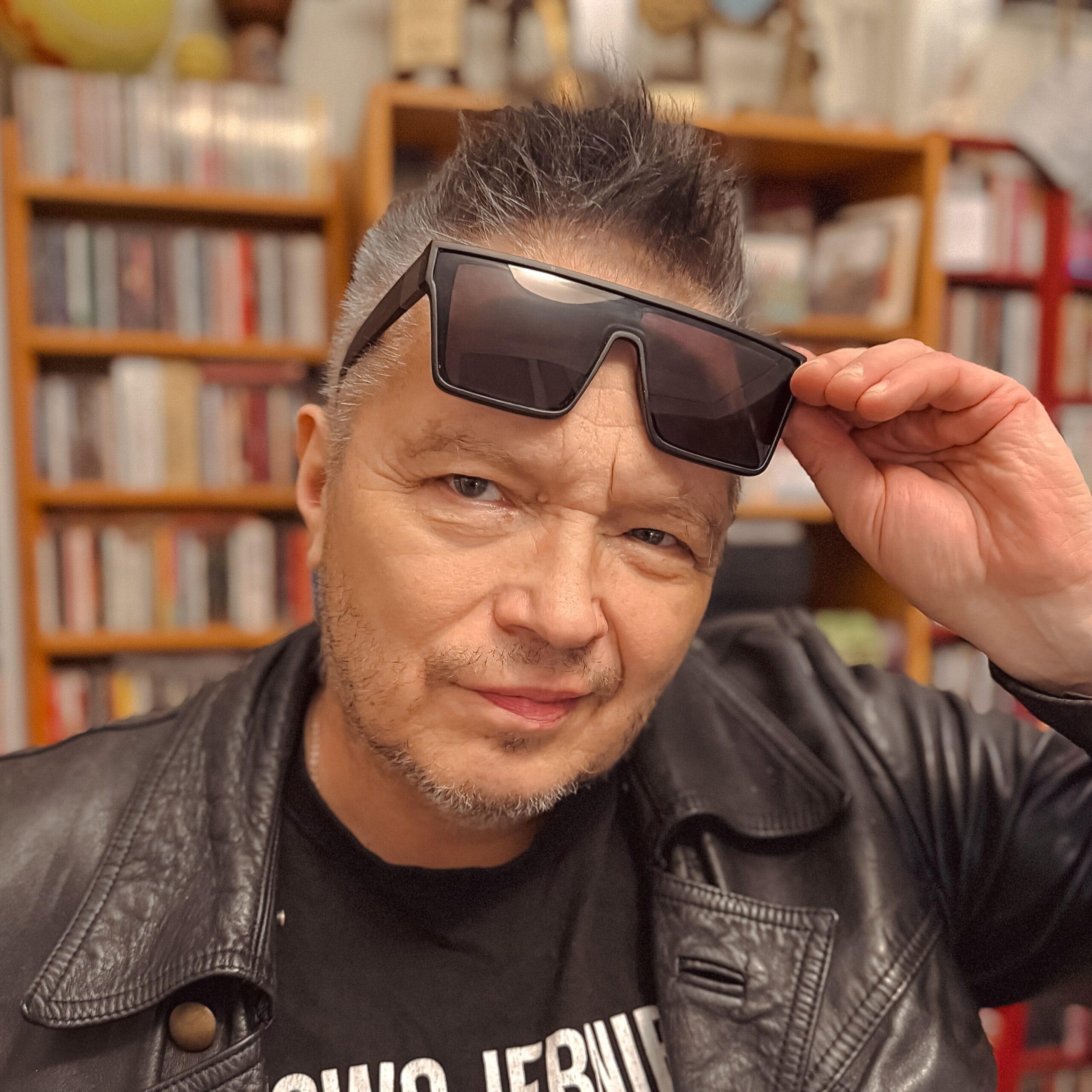 Piątek? Jest. Singiel? Jest. T.Love dorzuca „Piąteczek” i weekend zaczyna się oficjalnie!  Foto: materiały prasowe / Universal Music Polska