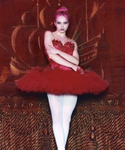 ADÉLA w „KGB” traktuje sławę jak misję specjalną – i nie bierze jeńców  Foto: materiały prasowe / Universal Music Polska