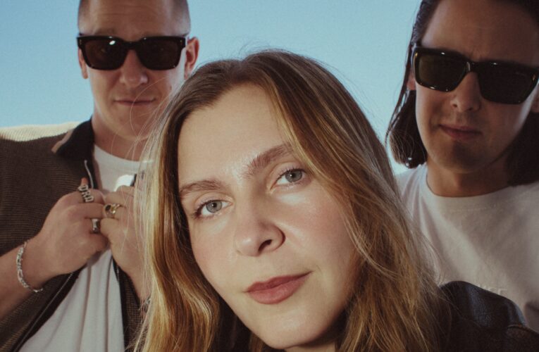 Jungle ogłaszają nowy album „Sunshine”  Foto: materiały prasowe / Sony Music Polska