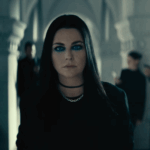 Kard z teledysku: Evanescence – Who Will You Follow Foto: youtube / @Evanescence Kard z teledysku: Evanescence – Who Will You Follow Foto: youtube / @Evanescence