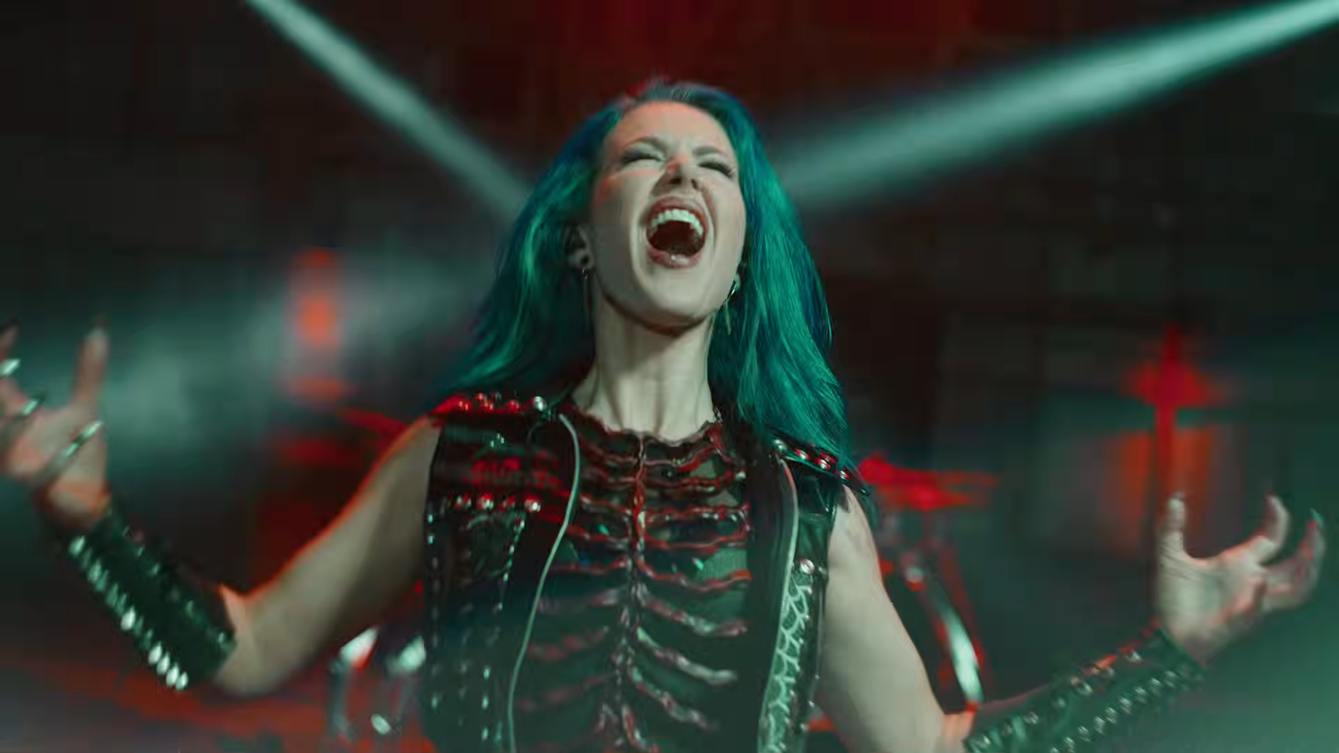 Kadr z DRAGONFORCE - Hunger of the Beast (Official Video)  Foto: Kadr z DRAGONFORCE - Hunger of the Beast (Official Video)